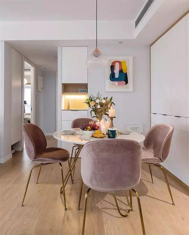 家装3室1厅装修效果图 家就应该是随处可见温馨舒适