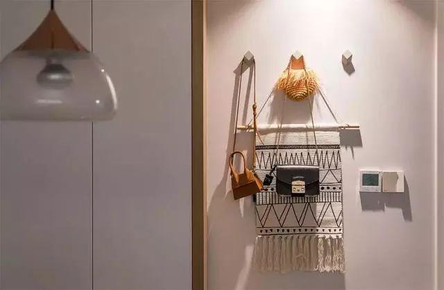 家装3室1厅装修效果图 家就应该是随处可见温馨舒适