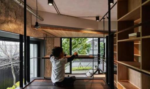 钢结构的房子太过冷硬?看过这家后感觉便不一样