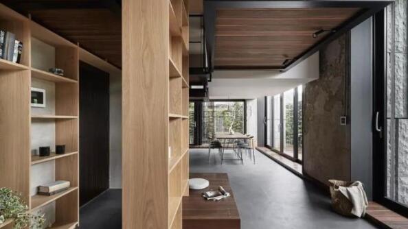 钢结构的房子太过冷硬?看过这家后感觉便不一样