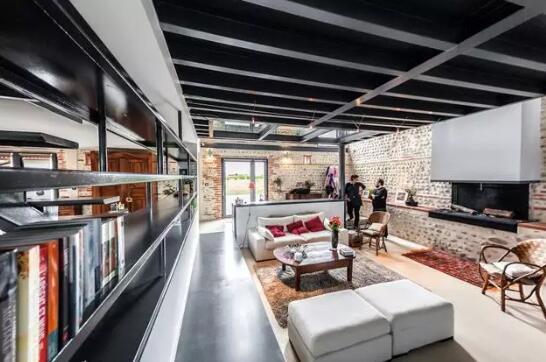 钢结构的房子太过冷硬?看过这家后感觉便不一样