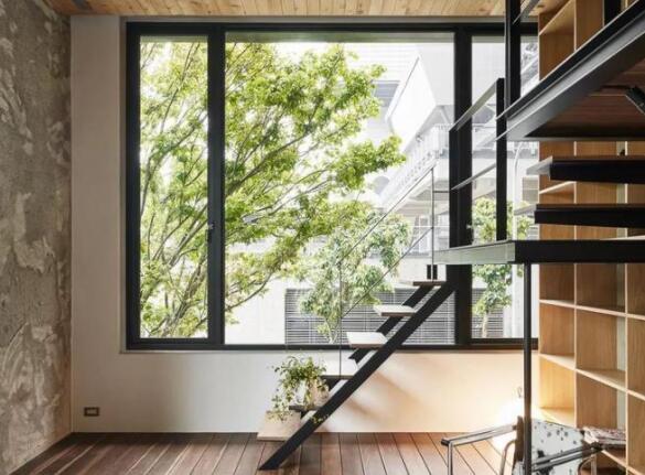 钢结构的房子太过冷硬?看过这家后感觉便不一样